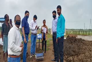 Dung purchase through Godhan Nyaya app in Bemetara