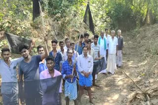 Farmers Protest against PWD Department