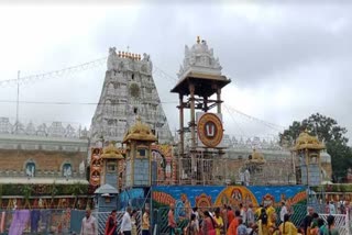 row-over-tirumala-temple-being-open-even-as-priests-test-covid-plus