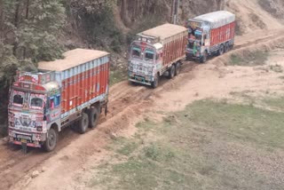 Mining department seized 10 overloaded trucks in Bihta