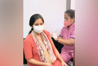 Shreya Ghoshal receives first shot of COVID-19 vaccine 