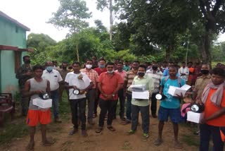 MLA gave torch light to forest protection committee in Chaibasa