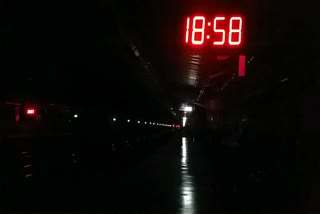 no electricity at railway station 