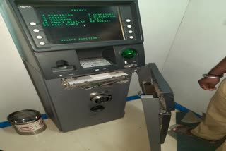 Thief caught by ATM alarm in erode 