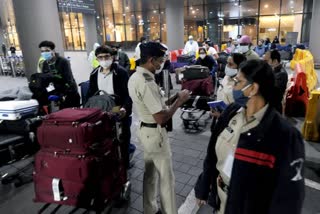 19-persons-arriving-from-uk-missing-in-patna