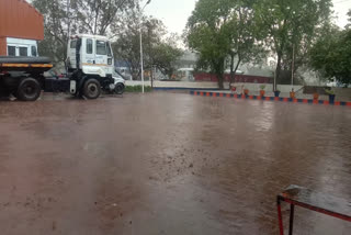 Heavy rain in Khairagarh