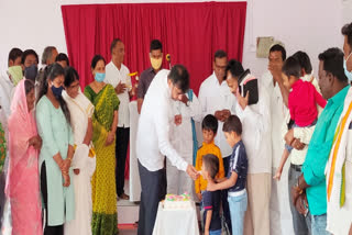 MLA sridhar babu participating in festival celebrations at manthani