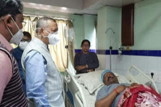 several trinamool congress ministers visited the injured leader at the hospital in west bengal