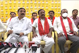 tdp leader kaluva srinivasulu fire on ycp govt