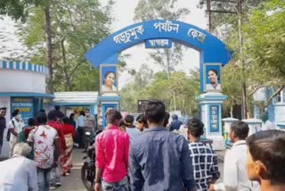 crowd of christmas festival at garchumuk in howrah