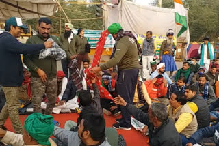 Sikh community supported Bhanu group at chilla border of noida