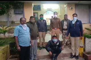 thief arrested in just 24 hours gondiya