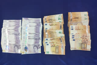 Chennai Custom seized foreign currency of more than 7.5 lakhs