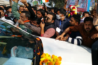 Ajay makan in kota, kota latest hindi news, agitation against ajay makan, slogan against ajay makan, कोटा में अजय माकन, अजय माकन का विरोध, कोटा पहुंचे अजय माकन