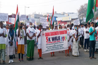 huge Students participating in the 5K Walk at ibrahimpatnam