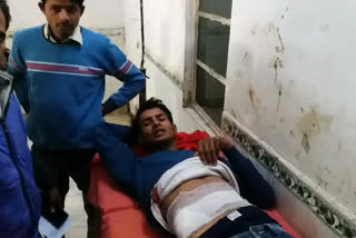 youth stabbed in gopalganj