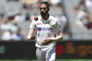 mohmad siraj has plyed first time for test series in 2nd test of australia and team india