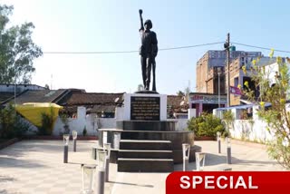 people-happy-to-birthday-celebration-of-martyr-albert-ekka-in-gumla