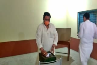 dcm lakshman savadi votes in gram panchayat election