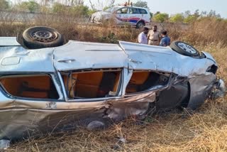 11 injured in innova car accident at basavakalyana