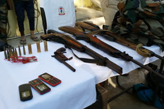 naxalism in Jharkhand  Jharkhand police arrest naxals , seize arms in Gumla  Tritiya Prastuti Committee naxals  five naxals arrested in Jharkhand  ജാർഗണ്ഡിൽ അഞ്ചു നക്‌സലുകൾ അറസ്‌റ്റിൽ  അഞ്ചു നക്‌സലുകൾ അറസ്‌റ്റിൽ  ജാർഗണ്ഡിലെ അഞ്ചു നക്‌സലുകൾ  ജാർഗണ്ഡിൽ നക്‌സലുകൾ അറസ്‌റ്റിൽ  five naxals arrested in jharkhand