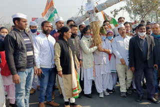 Congress protest in Laksar