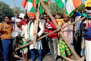congress workers opposed prime minister man ki baat in jamshedpur