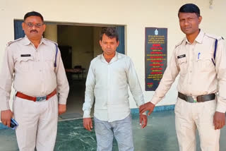 Accused of selling paddy as fake farmer arrested in jashpur