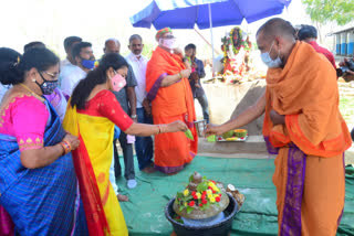 foundation stone for the Kalabhairava temple by mla gongidi sunitha in yadadri bhuvanagiri dist