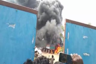 fire accident at iron godown in pudukkottai sivapuram
