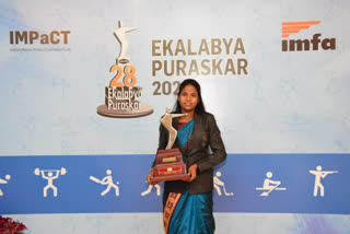 odisha hockey player namita tappo got eklabya award