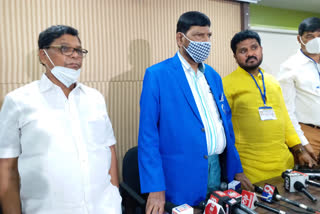 minister ramdas athawale in pc