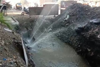 incomplete work of water pipeline in malad