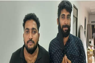 banned tobacco products  2 arrested  കാലിത്തീറ്റയെന്ന വ്യാജേന നിരോധിത പുകയില ഉൽപ്പന്നങ്ങൾ കടത്തി ; 2 പേർ പിടിയില്‍  കാലിത്തീറ്റ  നിരോധിത പുകയില ഉൽപ്പന്നങ്ങൾ  2 പേർ പിടിയില്‍  ഹാന്‍സ്