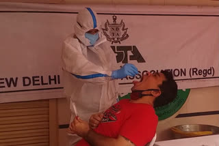Health workers doing corona test