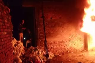 fire in plastic godown in Darbhanga