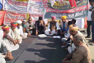Rajasthan Haryana border farmers, Hanuman beniwal against aggriculture laws, अनशन पर बैठे रामपाल जाट