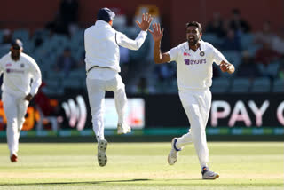 ashwin-breaks-muralitharans-record-to-claim-unique-test-record