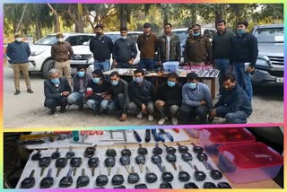 Noida police arrested 8 vehicle thieves with 10 luxury vehicles