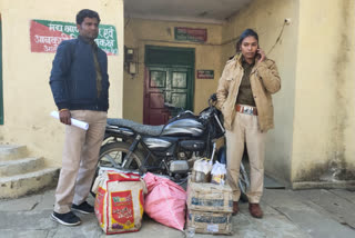 muggling illegal liquor in Alot ratlam