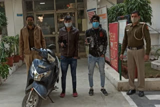 Kalkaji police arrested miscreants in delhi