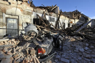 6.3 earthquake kills 7 in Croatia, leaves others missing