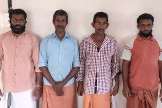 four arrested for deer hunting  deer hunt  മലമാനിനെ വേട്ടയാടി  കോഴിക്കോട് നാലുപേര്‍ അറസ്റ്റില്‍  കോഴിക്കോട്  കോഴിക്കോട് ക്രൈം ന്യൂസ്  ക്രൈം ന്യൂസ്  crime news  crime latest news