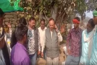 BJP President Vishnu Agarwal inspects paddy purchase center