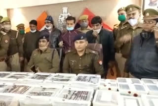 4 bookies arrested in kanpur