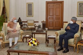 PM Modi meets President Kovind to discusses domestic and international affairs