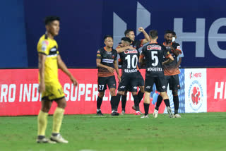 ISL: Late goals help Goa beat Hyderabad 2-1