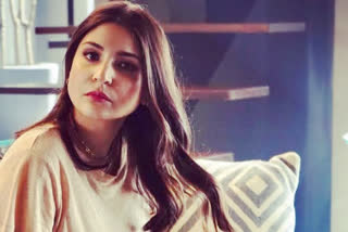 anushka sharma as parent