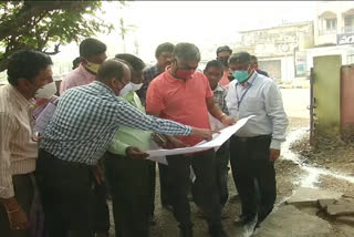 apiic vice chairman examined development works in vijayawada