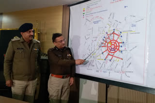 traffic police arrangement on new year in delhi